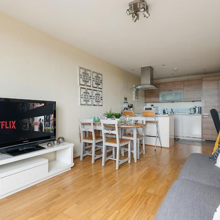 Stratford Skyview Apartment London Ngoại thất bức ảnh