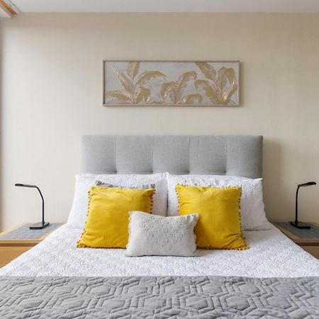Stratford Skyview Apartment London Ngoại thất bức ảnh